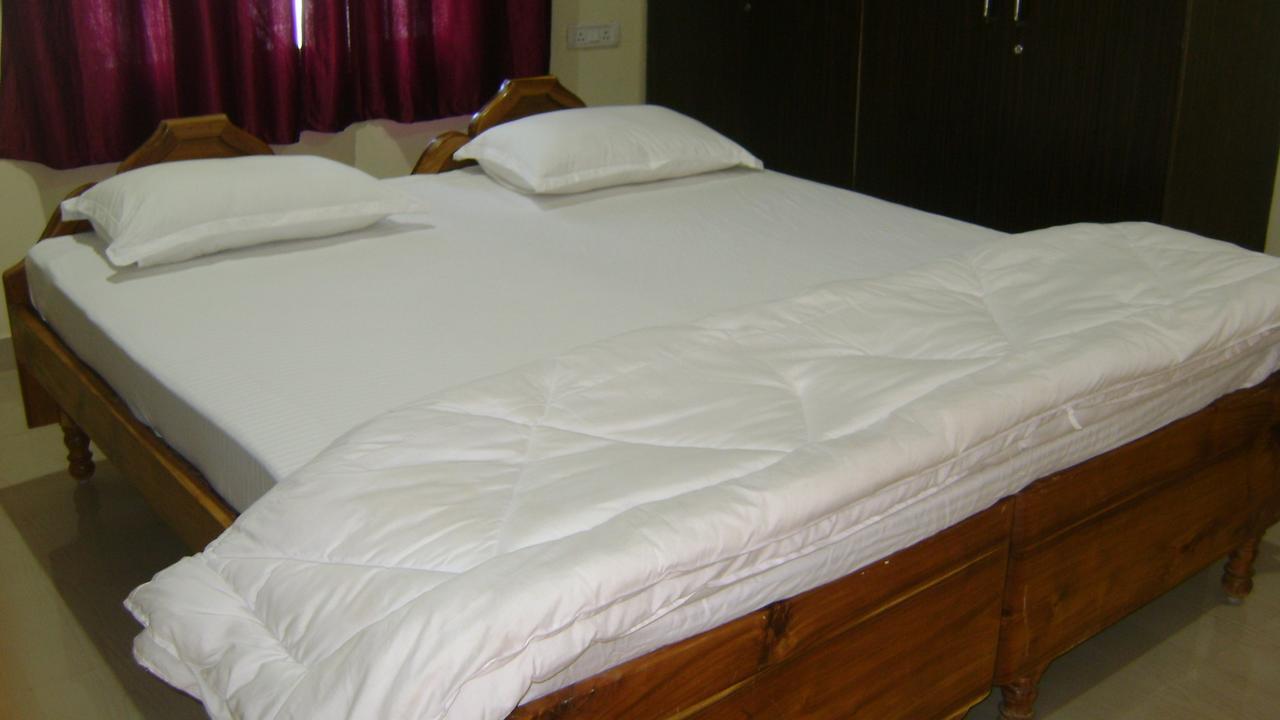 Wekare Guest House Bhubaneswar Buitenkant foto