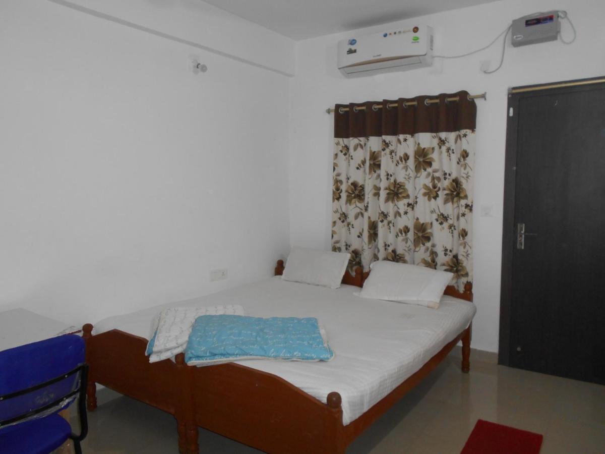 Wekare Guest House Bhubaneswar Buitenkant foto