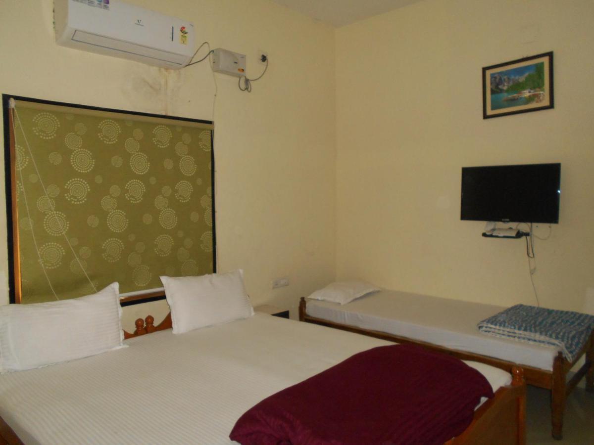 Wekare Guest House Bhubaneswar Buitenkant foto