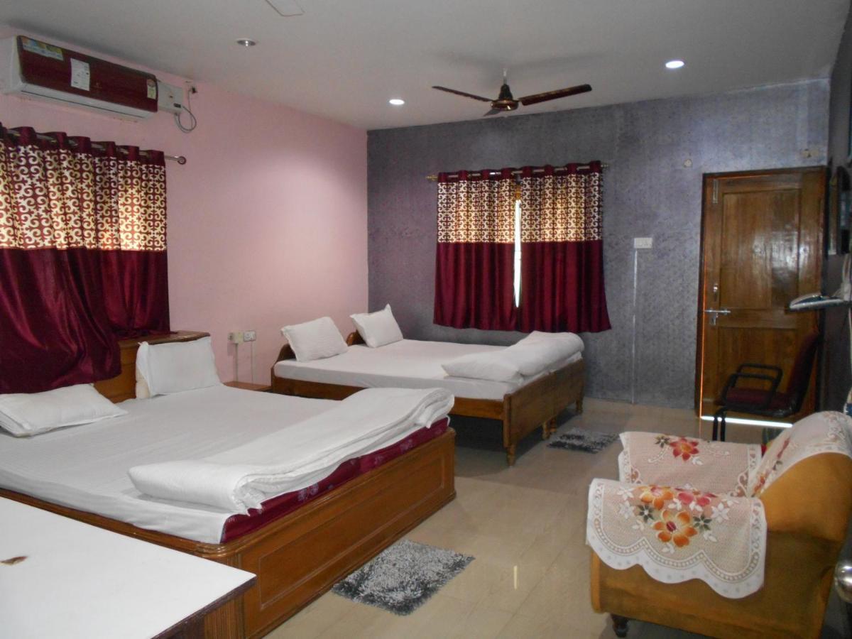 Wekare Guest House Bhubaneswar Buitenkant foto