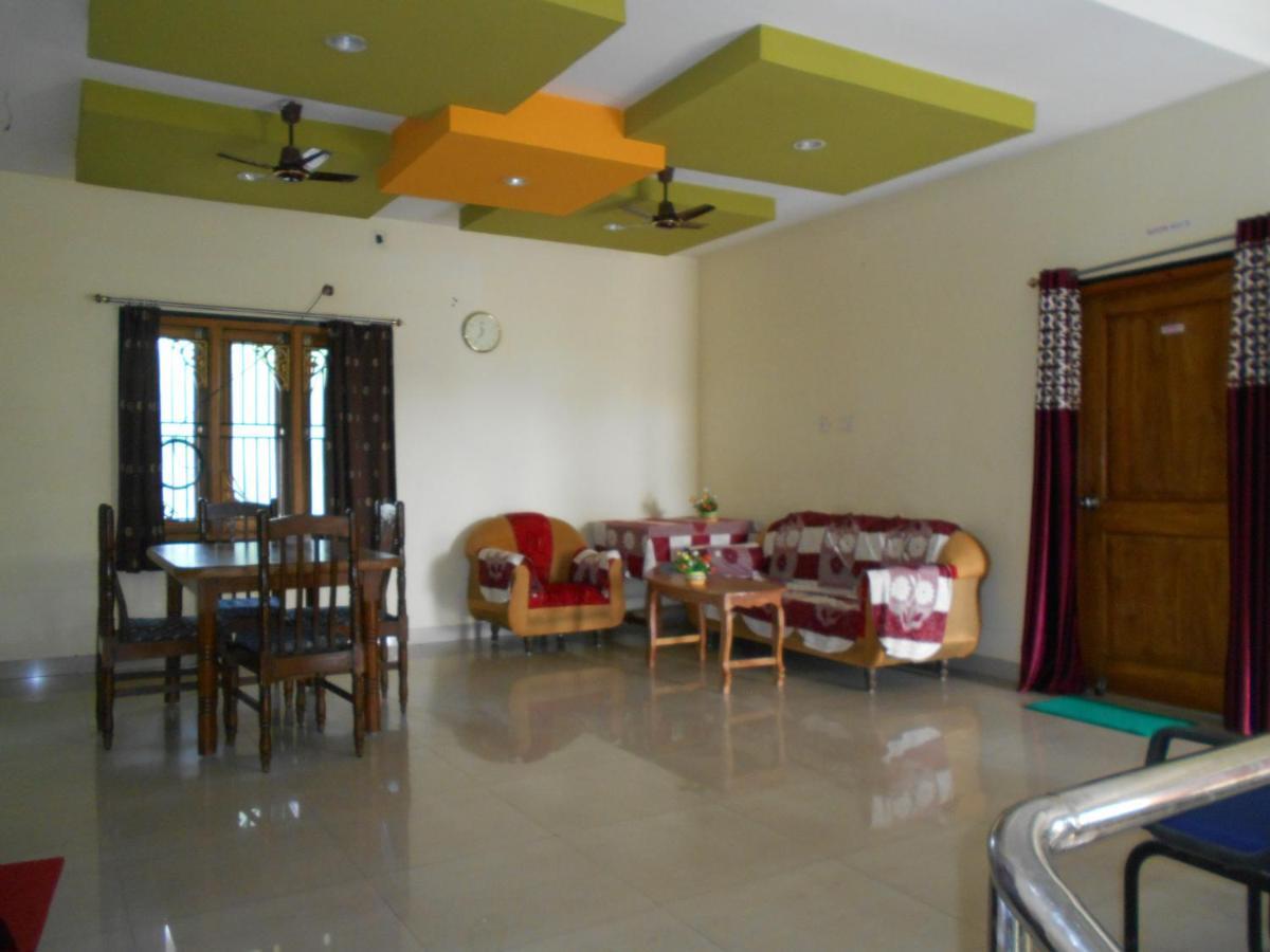 Wekare Guest House Bhubaneswar Buitenkant foto